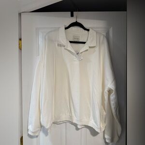 NWT American Eagle Collared sweatshirt